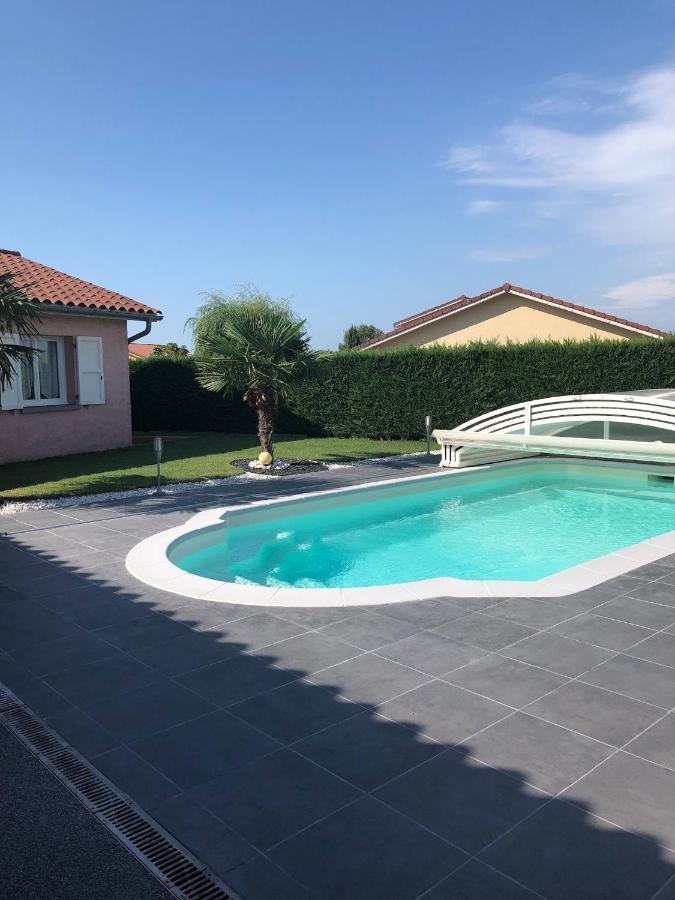 Chambres D'Hotes Chez Florence Montmerle-sur-Saone ภายนอก รูปภาพ
