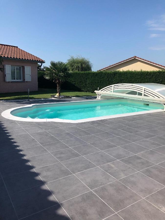 Chambres D'Hotes Chez Florence Montmerle-sur-Saone ภายนอก รูปภาพ