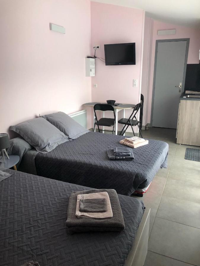 Chambres D'Hotes Chez Florence Montmerle-sur-Saone ภายนอก รูปภาพ