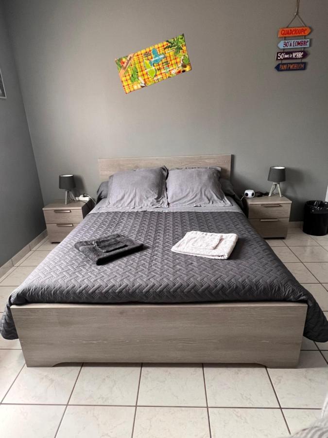 Chambres D'Hotes Chez Florence Montmerle-sur-Saone ภายนอก รูปภาพ