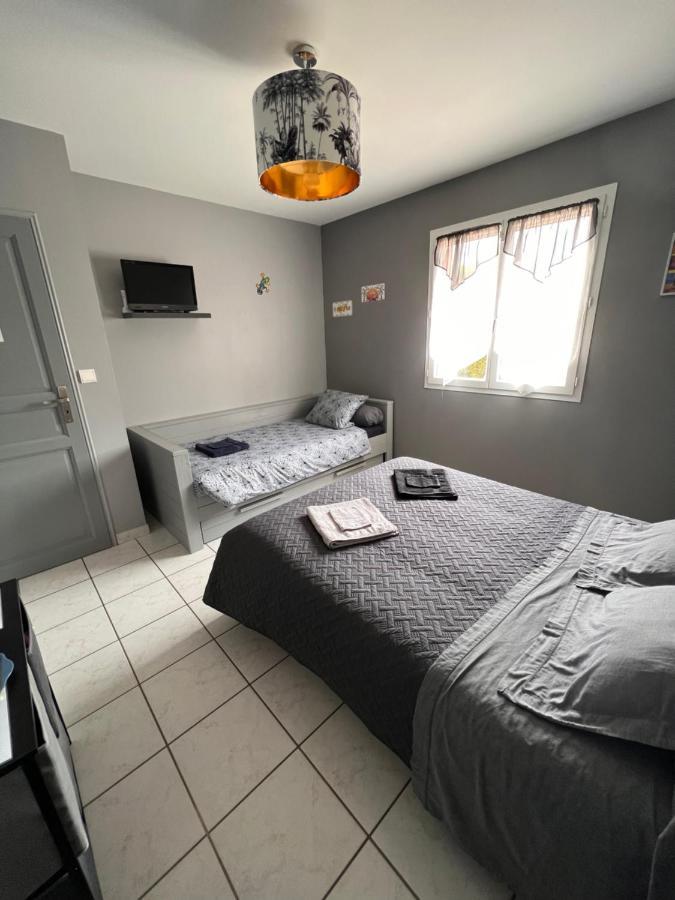 Chambres D'Hotes Chez Florence Montmerle-sur-Saone ภายนอก รูปภาพ