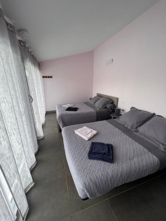 Chambres D'Hotes Chez Florence Montmerle-sur-Saone ภายนอก รูปภาพ