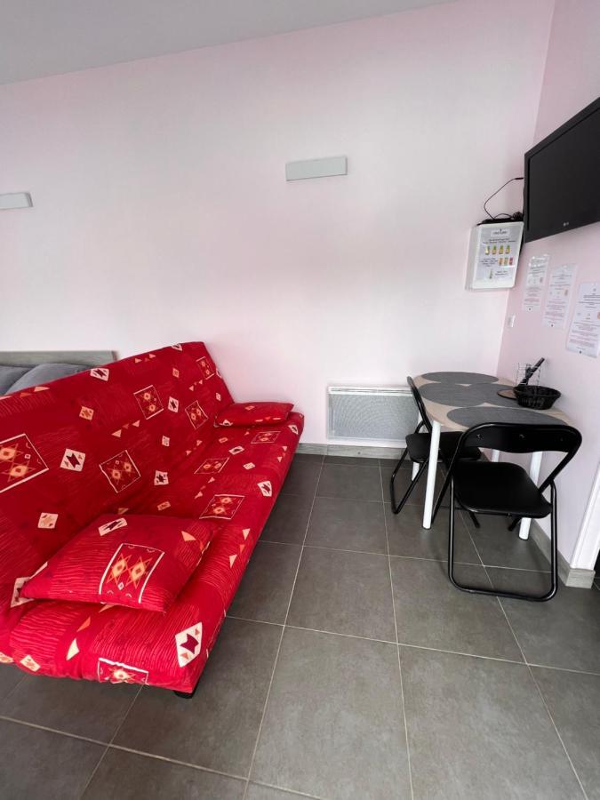 Chambres D'Hotes Chez Florence Montmerle-sur-Saone ภายนอก รูปภาพ